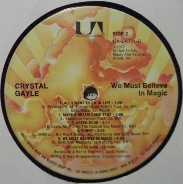 Crystal Gayle : We Must Believe In Magic (LP, Album, San)