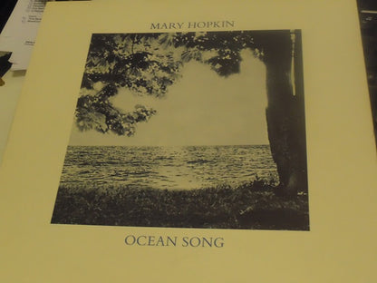 Mary Hopkin : Earth Song / Ocean Song (LP, Album, Gat)