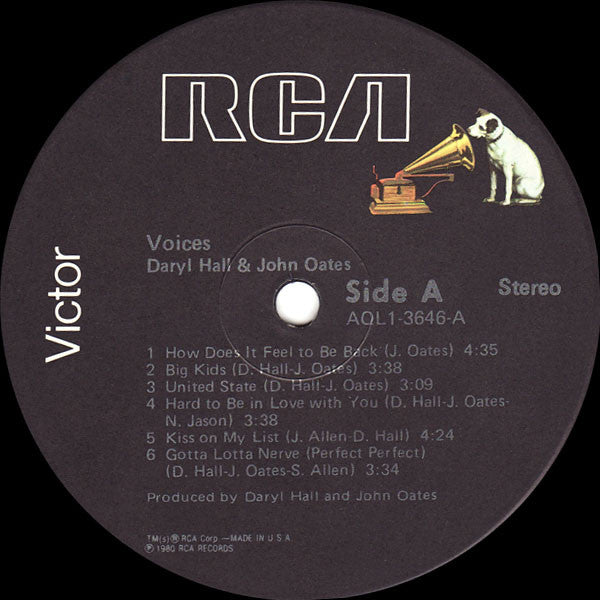 Daryl Hall & John Oates : Voices (LP, Album, RE, Col)