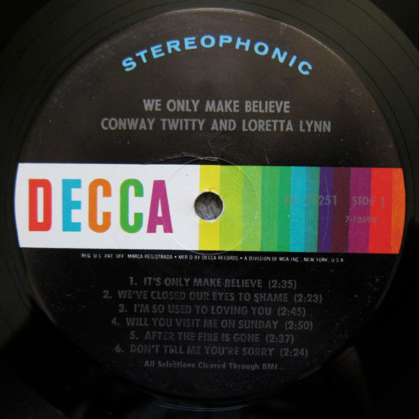 Conway Twitty & Loretta Lynn : We Only Make Believe (LP, Album, Pin)