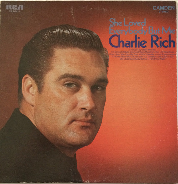 Charlie Rich : She Loved Everybody But Me (LP, Comp)